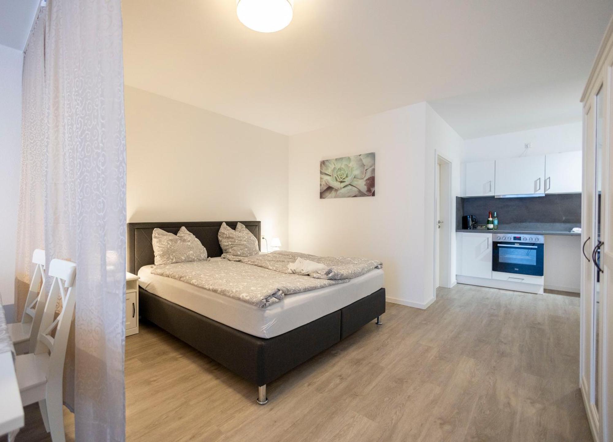 City Appartement Kueche,Bad, Parken Im Zentrum Von ראפנסבורג מראה חיצוני תמונה